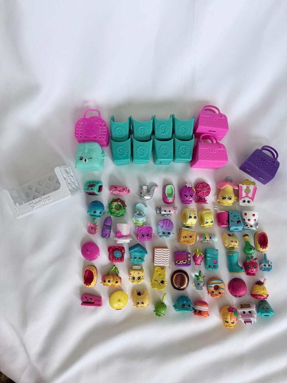 Shopkins Season 1 Large Lot of Mini Figures with Baskets and Shopping Bags